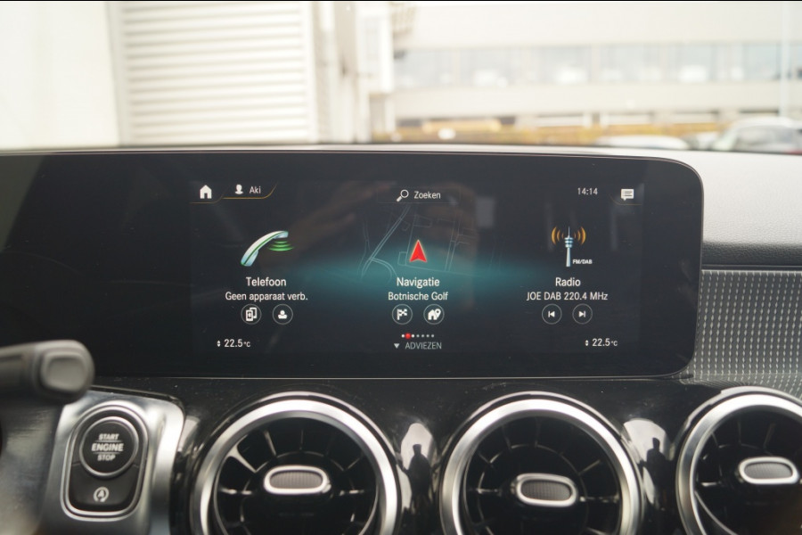 Mercedes-Benz Glb 180d Automaat Business Solution Luxury -LEER-NAVI-