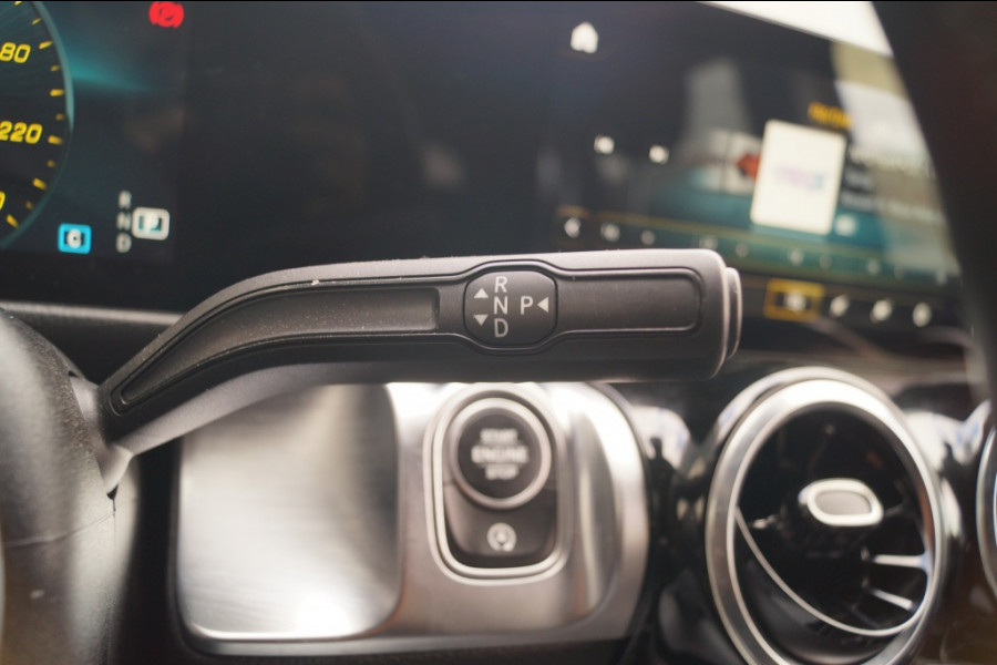 Mercedes-Benz Glb 180d Automaat Business Solution Luxury -LEER-NAVI-