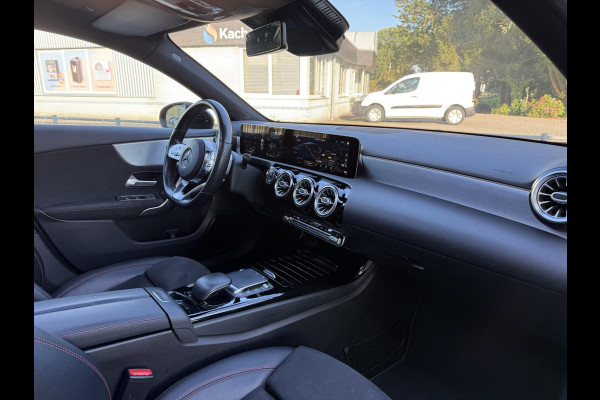 Mercedes-Benz A-Klasse 180 Aut. Business Sol. AMG | Panorama | Burmester | Memory | Multi Beam |