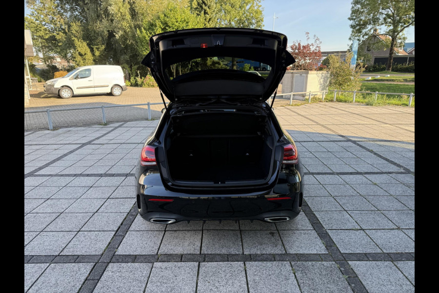 Mercedes-Benz A-Klasse 180 Aut. Business Sol. AMG | Panorama | Burmester | Memory | Multi Beam |