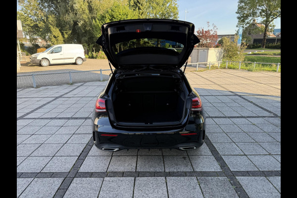 Mercedes-Benz A-Klasse 180 Aut. Business Sol. AMG | Panorama | Burmester | Memory | Multi Beam |