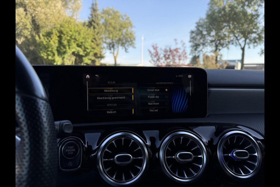 Mercedes-Benz A-Klasse 180 Aut. Business Sol. AMG | Panorama | Burmester | Memory | Multi Beam |