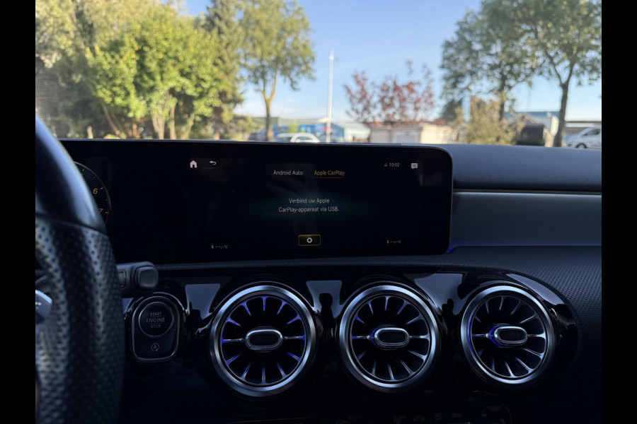 Mercedes-Benz A-Klasse 180 Aut. Business Sol. AMG | Panorama | Burmester | Memory | Multi Beam |