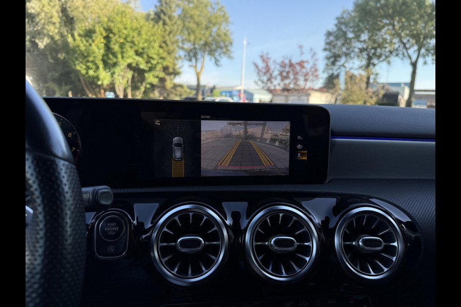 Mercedes-Benz A-Klasse 180 Aut. Business Sol. AMG | Panorama | Burmester | Memory | Multi Beam |