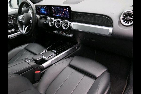 Mercedes-Benz Glb 180 Aut. Business Sol. Luxury | Panorama | Mood Light Sfeer | Multibeam |