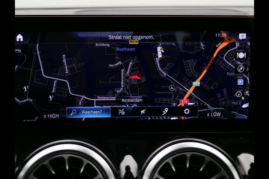 Mercedes-Benz Glb 180 Aut. Business Sol. Luxury | Panorama | Mood Light Sfeer | Multibeam |