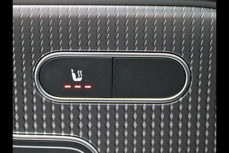 Mercedes-Benz Glb 180 Aut. Business Sol. Luxury | Panorama | Mood Light Sfeer | Multibeam |