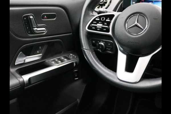 Mercedes-Benz Glb 180 Aut. Business Sol. Luxury | Panorama | Mood Light Sfeer | Multibeam |
