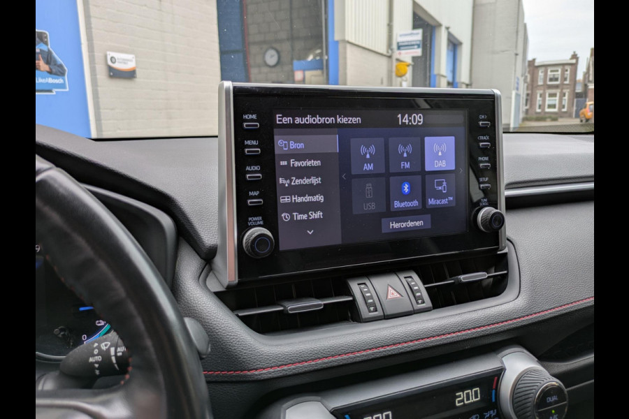 Toyota RAV4 2.5 Plug-in Hybrid AWD|Stoel/Stuurverwarming|ELektrische-stoel|LED|Adaptive-Cruise|Afn.Trekhaak|Blindspot Toyota RAV4 2.5 Plug-in Hybrid AWD|Stoel/Stuurverwarming|ELektrische-stoel|LED|Adaptive-Cruise|Afn.Trekhaak|Blindspot