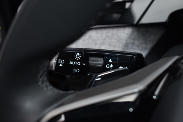 Peugeot 3008 1.2 Hybrid 145PK e-DCS6 Allure | Navi | LED | 360 Camera | Incl. garantie Peugeot 3008 1.2 Hybrid 145PK e-DCS6 Allure | Navi | LED | 360 Camera | Incl. garantie