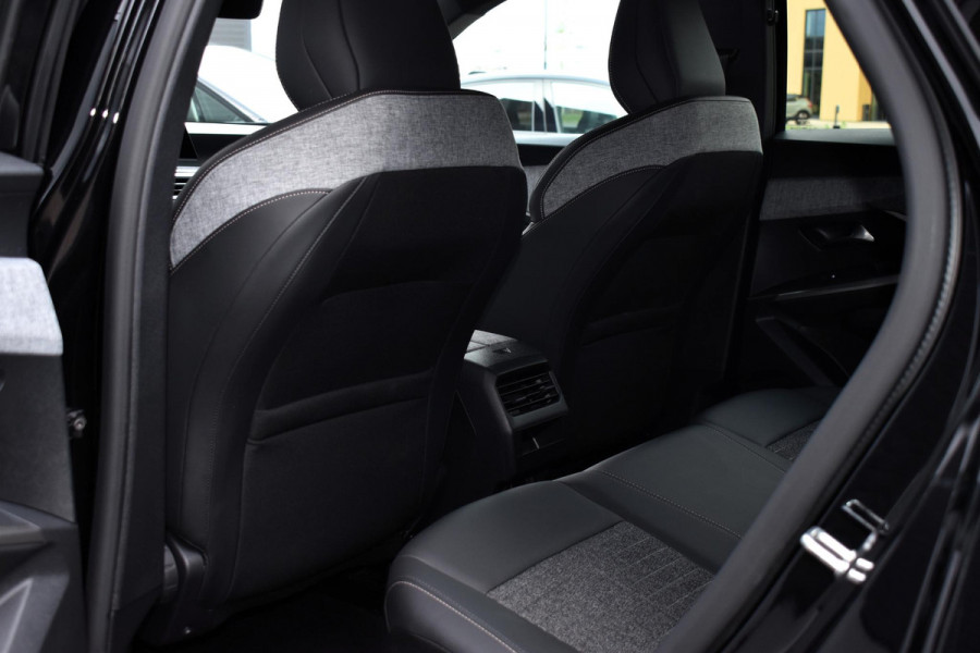 Peugeot 3008 1.2 Hybrid 145PK e-DCS6 Allure | Navi | LED | 360 Camera | Incl. garantie Peugeot 3008 1.2 Hybrid 145PK e-DCS6 Allure | Navi | LED | 360 Camera | Incl. garantie