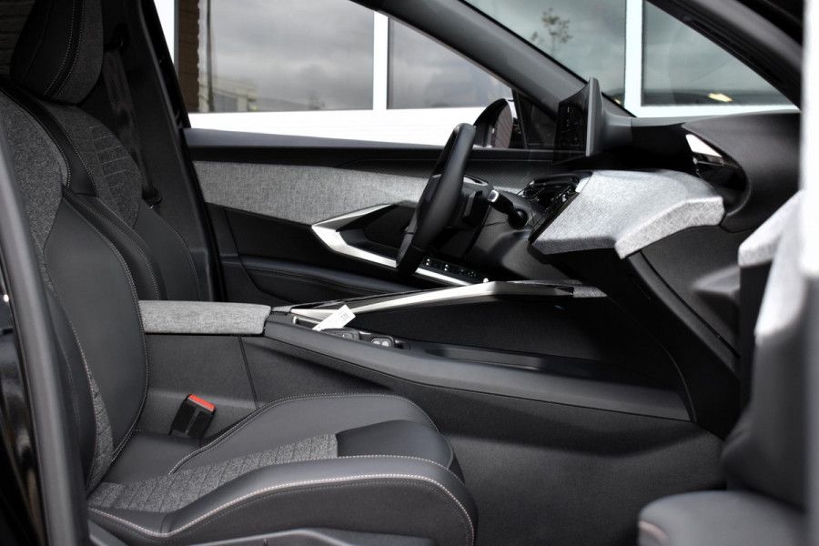Peugeot 3008 1.2 Hybrid 145PK e-DCS6 Allure | Navi | LED | 360 Camera | Incl. garantie Peugeot 3008 1.2 Hybrid 145PK e-DCS6 Allure | Navi | LED | 360 Camera | Incl. garantie