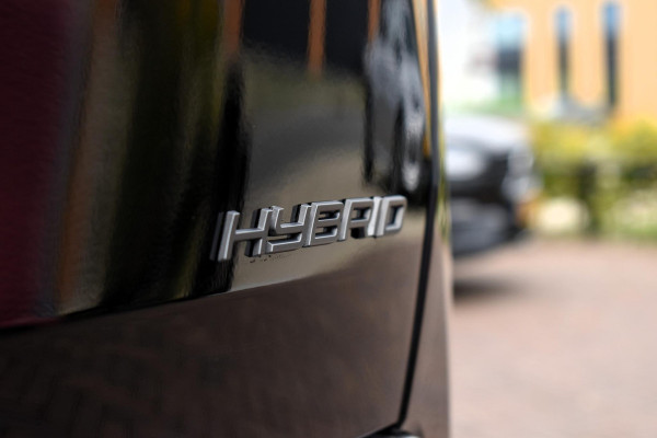 Peugeot 3008 1.2 Hybrid 145PK e-DCS6 Allure | Navi | LED | 360 Camera | Incl. garantie Peugeot 3008 1.2 Hybrid 145PK e-DCS6 Allure | Navi | LED | 360 Camera | Incl. garantie