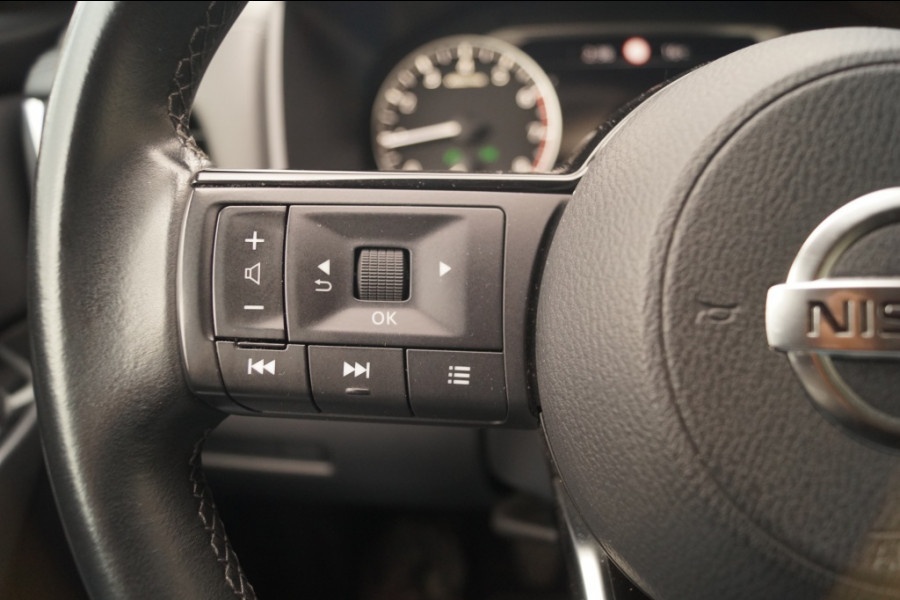 Nissan QASHQAI 1.3 140pk MHEV Acenta -PANO-TREKHAAK-ECC-CARPLAY-