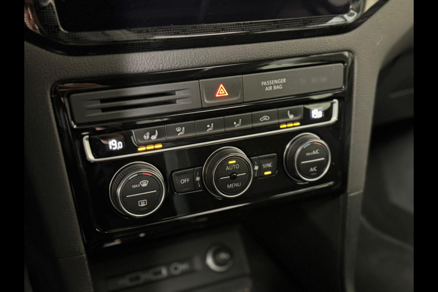 Volkswagen Golf Sportsvan 1.5 TSI ACT Highline Edition | Dynaudio | Pano | Keyless | Trekhaak | Leder | Stuur/Stoelverwarming |