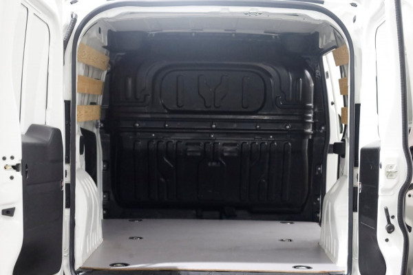 Fiat Dobló Cargo 1.6 MultiJet 105pk L1H1 Airco/3 Persoons 03-2022