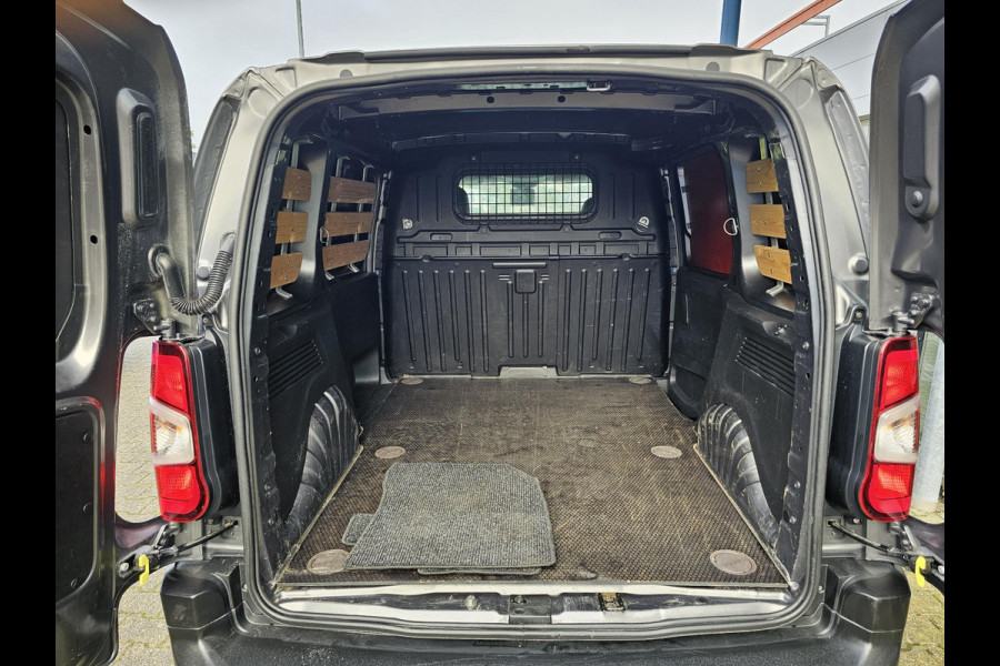 Citroën Berlingo 1.5 BlueHDI Driver Airco | Cruise control | PDC v+a | Camera | Multifunctioneel stuur | Navigatie | App | Nette auto!