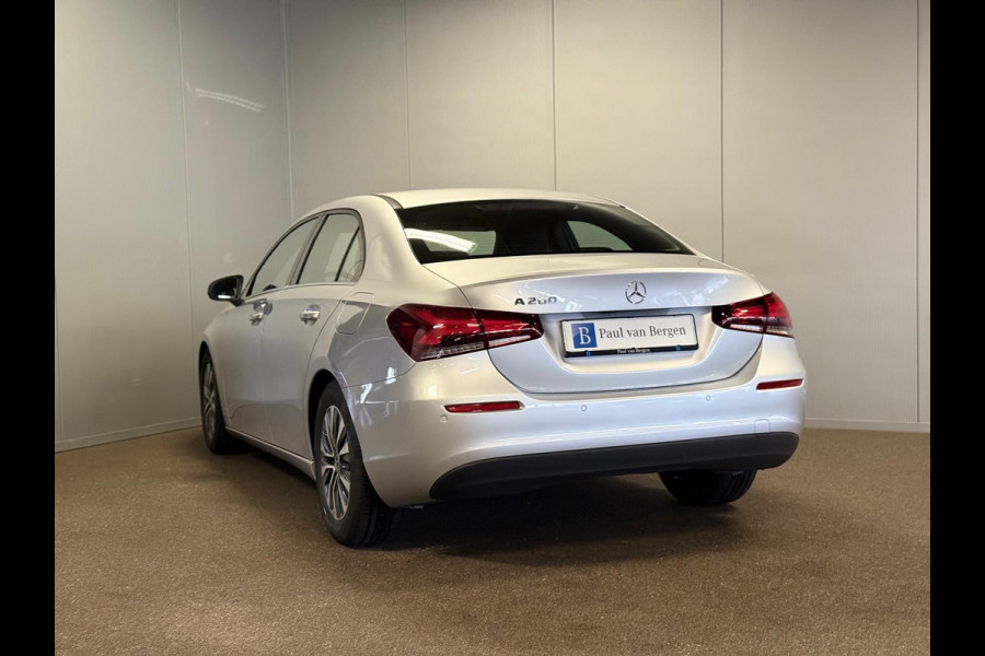 Mercedes-Benz A-Klasse 200 Limousine Business Solution-CAMERA-APPLE CARPLAY-WIDESCREEN-STOELCOMFORT-COMPL.