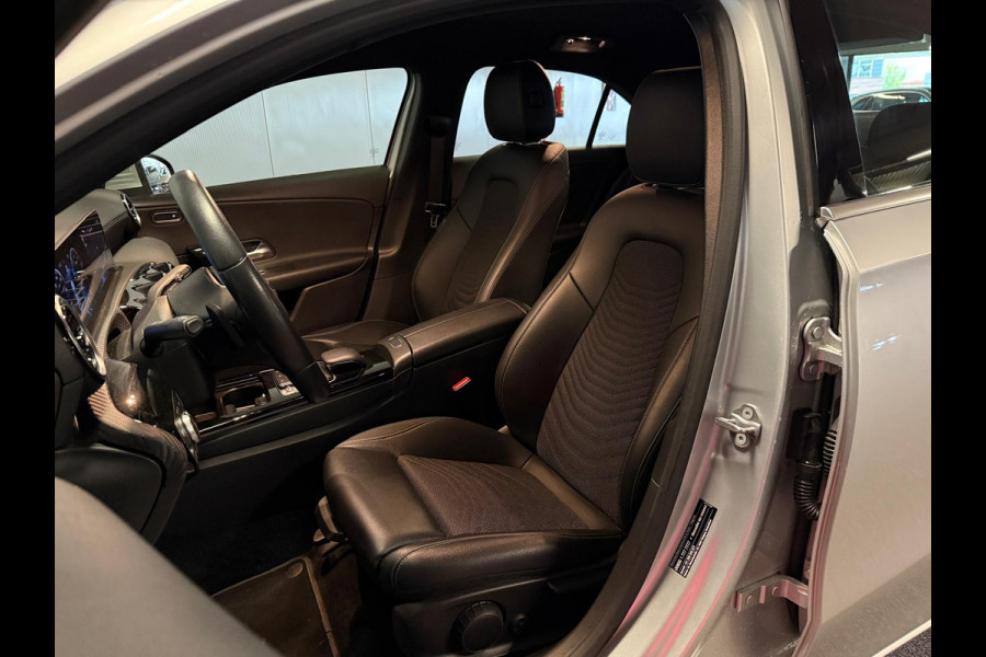 Mercedes-Benz A-Klasse 200 Limousine Business Solution-CAMERA-APPLE CARPLAY-WIDESCREEN-STOELCOMFORT-COMPL.