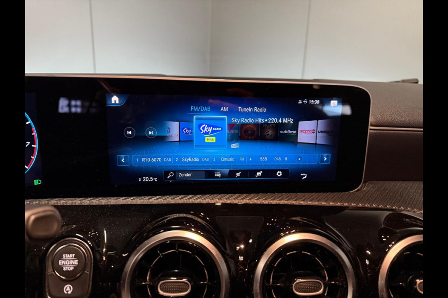 Mercedes-Benz A-Klasse 200 Limousine Business Solution-CAMERA-APPLE CARPLAY-WIDESCREEN-STOELCOMFORT-COMPL.