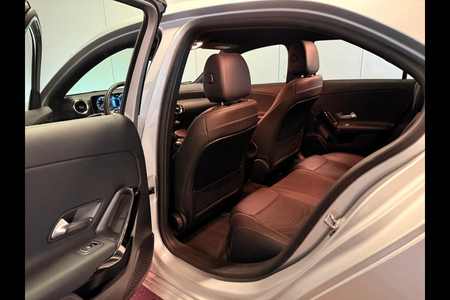 Mercedes-Benz A-Klasse 200 Limousine Business Solution-CAMERA-APPLE CARPLAY-WIDESCREEN-STOELCOMFORT-COMPL.