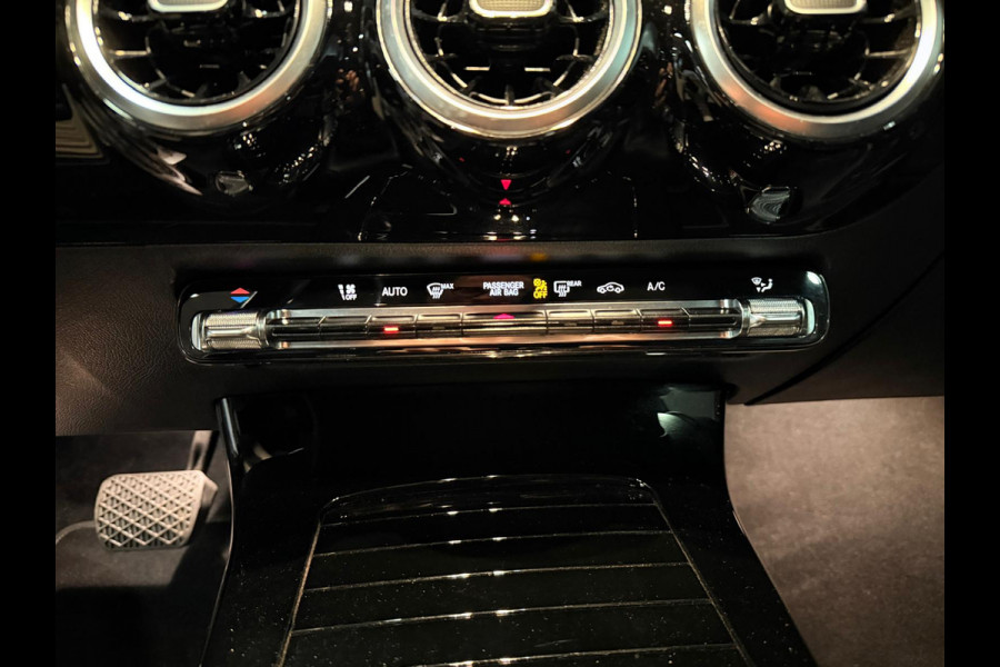 Mercedes-Benz A-Klasse 200 Limousine Business Solution-CAMERA-APPLE CARPLAY-WIDESCREEN-STOELCOMFORT-COMPL.