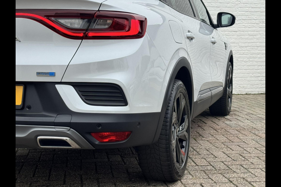 Renault Arkana 1.6 E-Tech hybrid 145 E-Tech engineered R.S. Line Adaptive cruise Climate control Stoel- / stuurverwarming Full LED