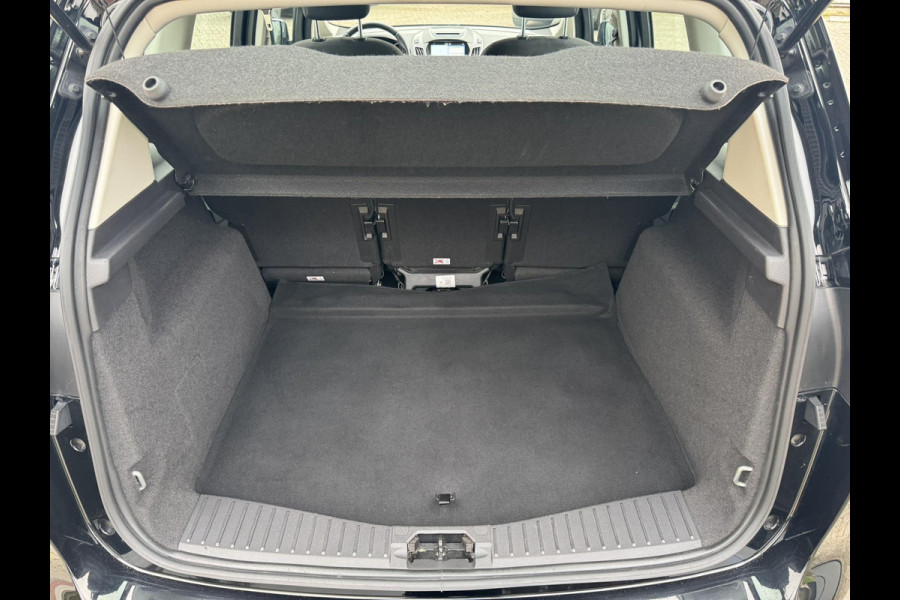 Ford C-MAX 1.5 Titanium 150pk Trekhaak | Achteruitrijcamera | Stoelverwarming | Climate control | Voorruit verwarming | 1.500kg Trekgewicht! Ford C-MAX 1.5 Titanium 150pk Trekhaak | Achteruitrijcamera | Stoelverwarming | Climate control | Voorruit verwarming | 1.500kg Trekgewicht!