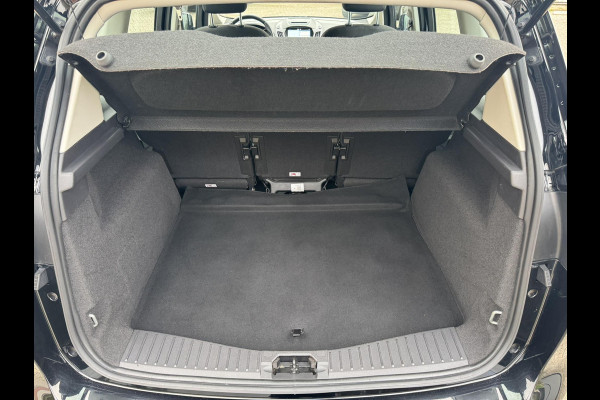 Ford C-MAX 1.5 Titanium 150pk Trekhaak | Achteruitrijcamera | Stoelverwarming | Climate control | Voorruit verwarming | 1.500kg Trekgewicht! Ford C-MAX 1.5 Titanium 150pk Trekhaak | Achteruitrijcamera | Stoelverwarming | Climate control | Voorruit verwarming | 1.500kg Trekgewicht!