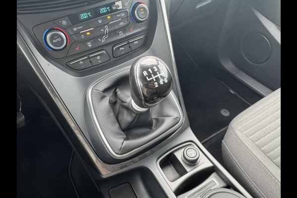 Ford C-MAX 1.5 Titanium 150pk Trekhaak | Achteruitrijcamera | Stoelverwarming | Climate control | Voorruit verwarming | 1.500kg Trekgewicht! Ford C-MAX 1.5 Titanium 150pk Trekhaak | Achteruitrijcamera | Stoelverwarming | Climate control | Voorruit verwarming | 1.500kg Trekgewicht!