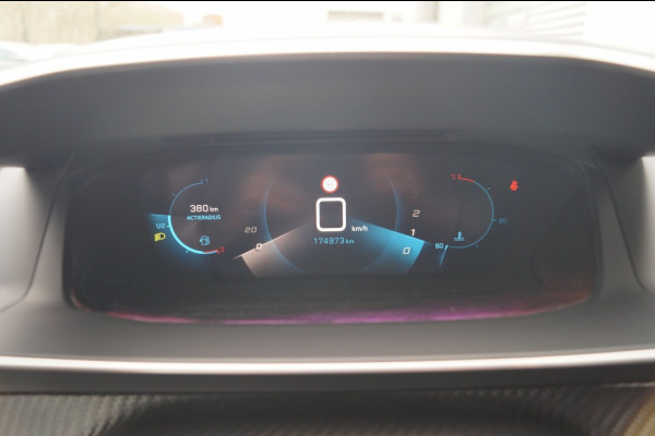 Peugeot 2008 1.5 HDi 110pk Allure -NAVI-ECC-PDC-TREKHAAK-