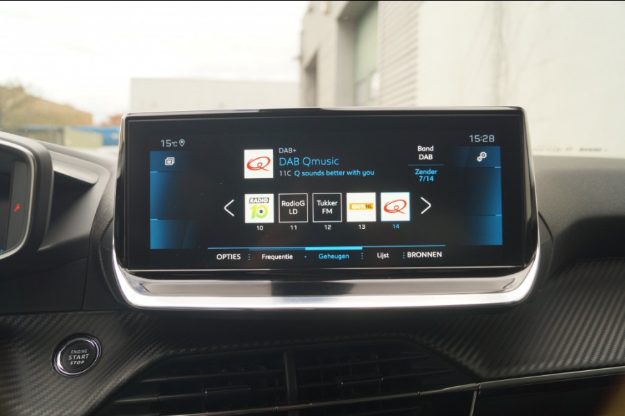 Peugeot 2008 1.5 HDi 110pk Allure -NAVI-ECC-PDC-TREKHAAK-