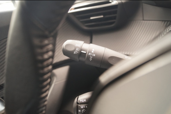 Peugeot 2008 1.5 HDi 110pk Allure -NAVI-ECC-PDC-TREKHAAK-
