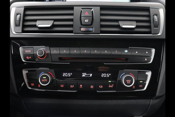 BMW 1-serie 118i Executive | Sportstoelen | Harman/Kardon | Navigatie | Full LED | Climate control | Parkeerhulp | Cruise control