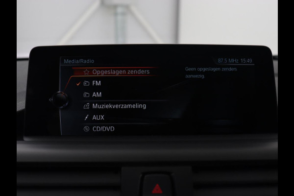 BMW 1-serie 118i Executive | Sportstoelen | Harman/Kardon | Navigatie | Full LED | Climate control | Parkeerhulp | Cruise control