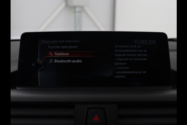 BMW 1-serie 118i Executive | Sportstoelen | Harman/Kardon | Navigatie | Full LED | Climate control | Parkeerhulp | Cruise control