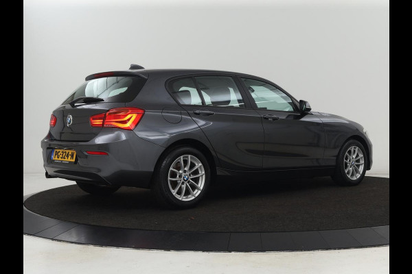 BMW 1-serie 118i Executive | Sportstoelen | Harman/Kardon | Navigatie | Full LED | Climate control | Parkeerhulp | Cruise control