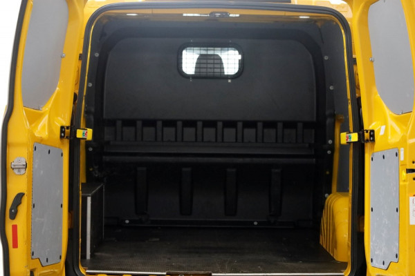Ford Transit Custom 2.0 TDCI L2H1 Trend D.C. Airco/Trekhaak 2.750kg 03-2021 Ford Transit Custom 2.0 TDCI L2H1 Trend D.C. Airco/Trekhaak 2.750kg 03-2021