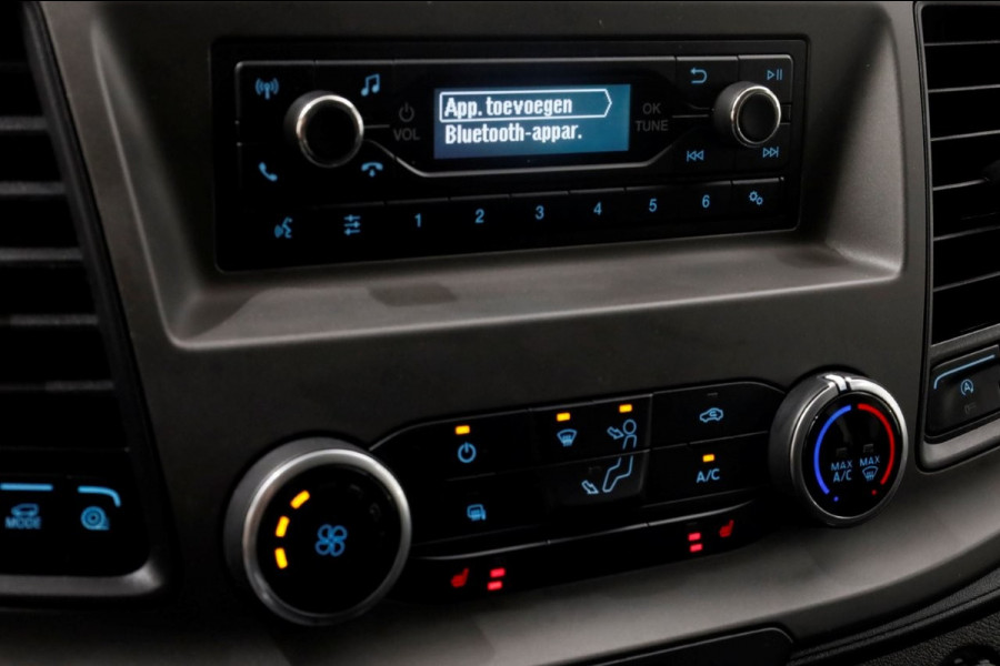 Ford Transit Custom 2.0 TDCI L2H1 Trend D.C. Airco/Trekhaak 2.750kg 03-2021 Ford Transit Custom 2.0 TDCI L2H1 Trend D.C. Airco/Trekhaak 2.750kg 03-2021