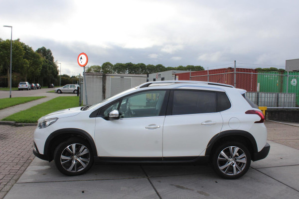 Peugeot 2008 1.2 PureTech Allure MULTIMEDIA AFNEEMBARE TREKHAAK CAMERA PANO