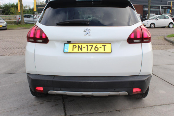 Peugeot 2008 1.2 PureTech Allure MULTIMEDIA AFNEEMBARE TREKHAAK CAMERA PANO
