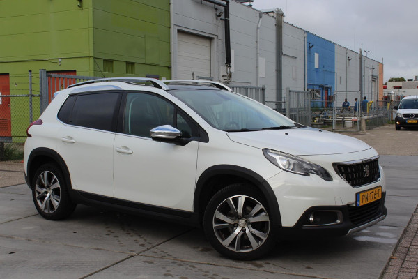 Peugeot 2008 1.2 PureTech Allure MULTIMEDIA AFNEEMBARE TREKHAAK CAMERA PANO