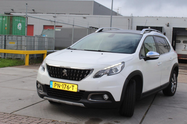 Peugeot 2008 1.2 PureTech Allure MULTIMEDIA AFNEEMBARE TREKHAAK CAMERA PANO