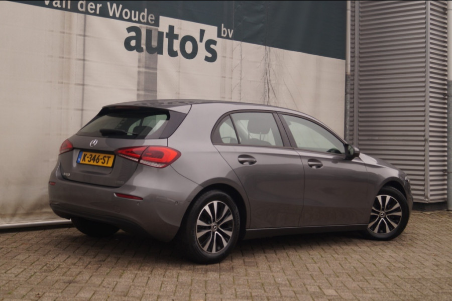 Mercedes-Benz A-Klasse 160 Business Solution -NAVI-ECC-PDC-CAM-