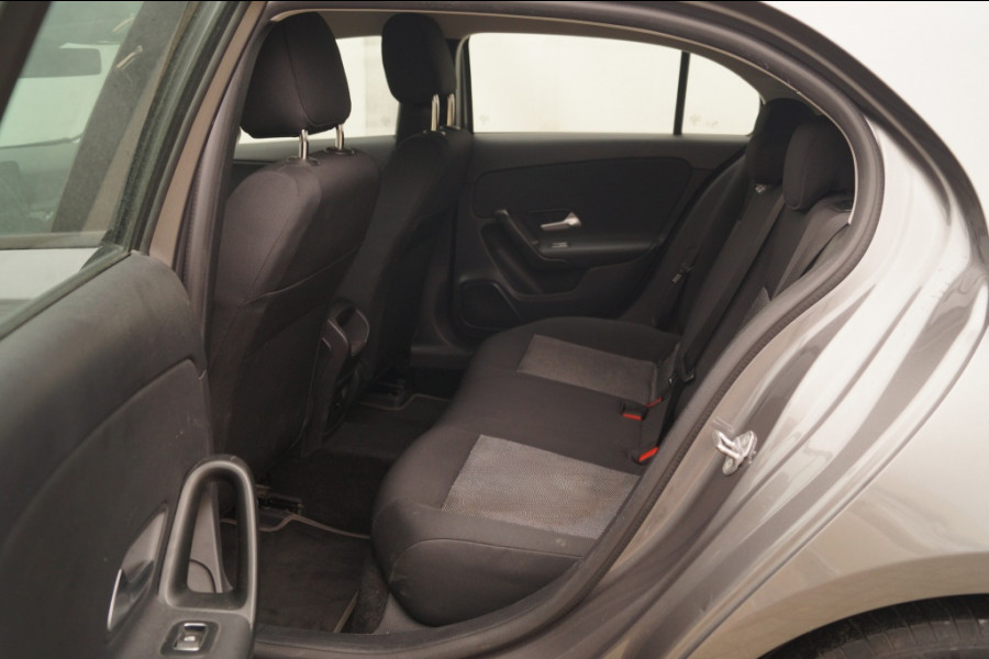 Mercedes-Benz A-Klasse 160 Business Solution -NAVI-ECC-PDC-CAM-