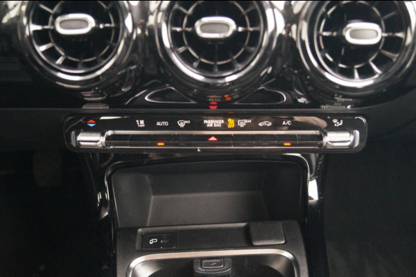 Mercedes-Benz A-Klasse 160 Business Solution -NAVI-ECC-PDC-CAM-