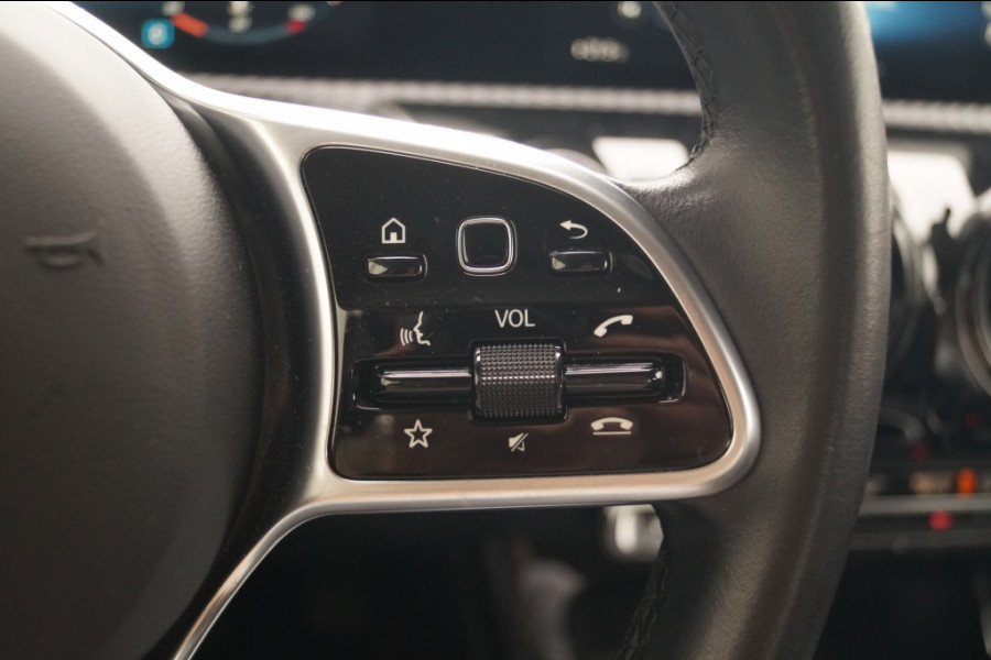 Mercedes-Benz A-Klasse 160 Business Solution -NAVI-ECC-PDC-CAM-