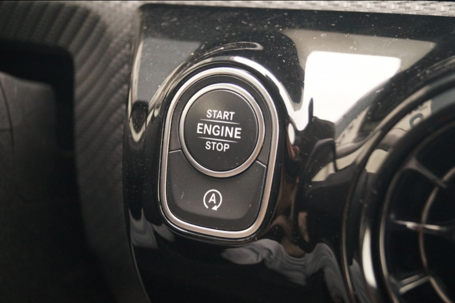 Mercedes-Benz A-Klasse 160 Business Solution -NAVI-ECC-PDC-CAM-