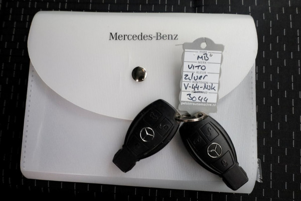 Mercedes-Benz Vito 114 CDI 136pk Compact 9G Automaat 2x Schuifdeur/LED/Camera/Inrichting 05-2022