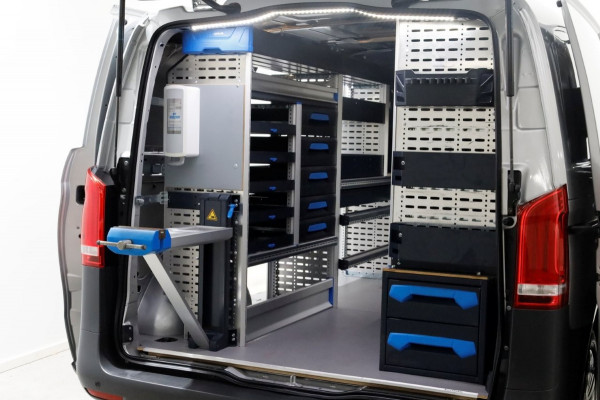 Mercedes-Benz Vito 114 CDI 136pk Compact 9G Automaat 2x Schuifdeur/LED/Camera/Inrichting 05-2022